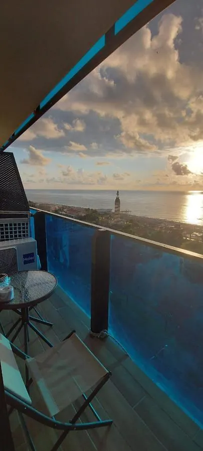 E&S Apartment - Sunset & Sea View باتومي