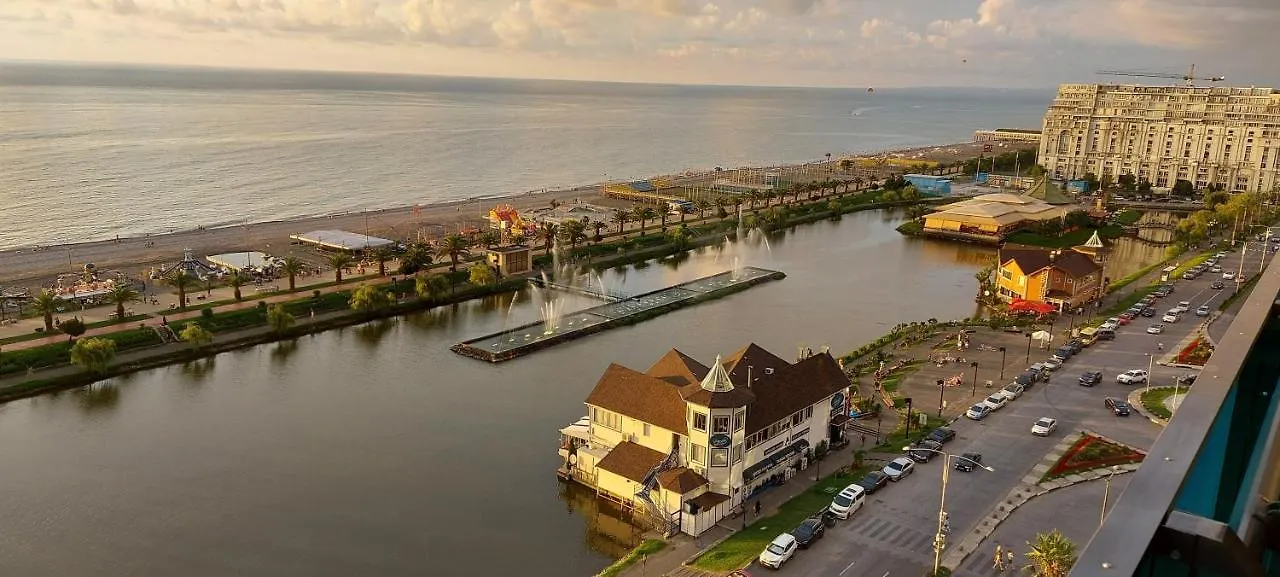 E&S Apartment - Sunset & Sea View باتومي